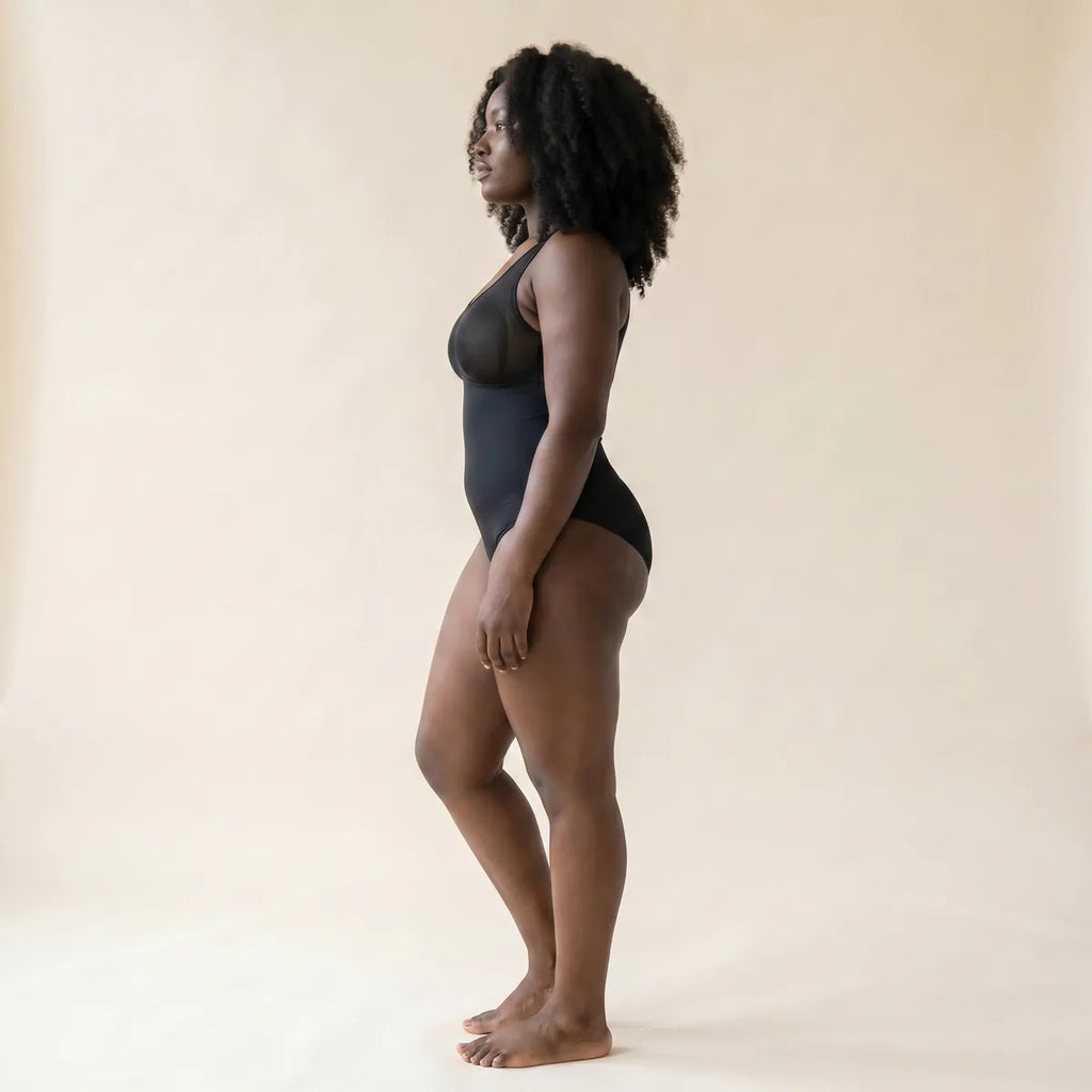 Body gainant maintien fort noir, vue de profil