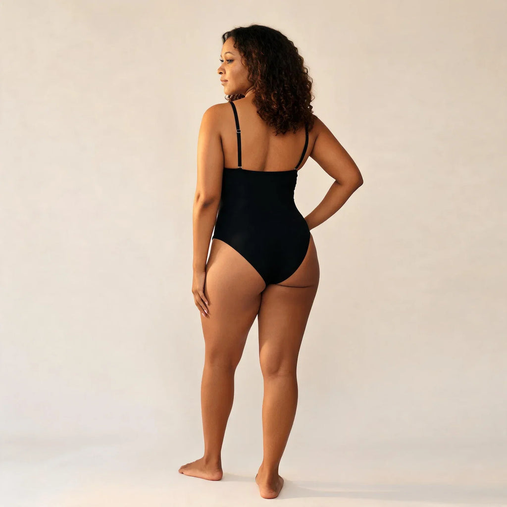 Body gainant ventre plat noir, vue de dos coupe culotte