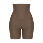 Panty gainant taille haute femme — packshot produit, coupe boyshort mi-cuisse, taille extra-haute, finition seamless, taupe